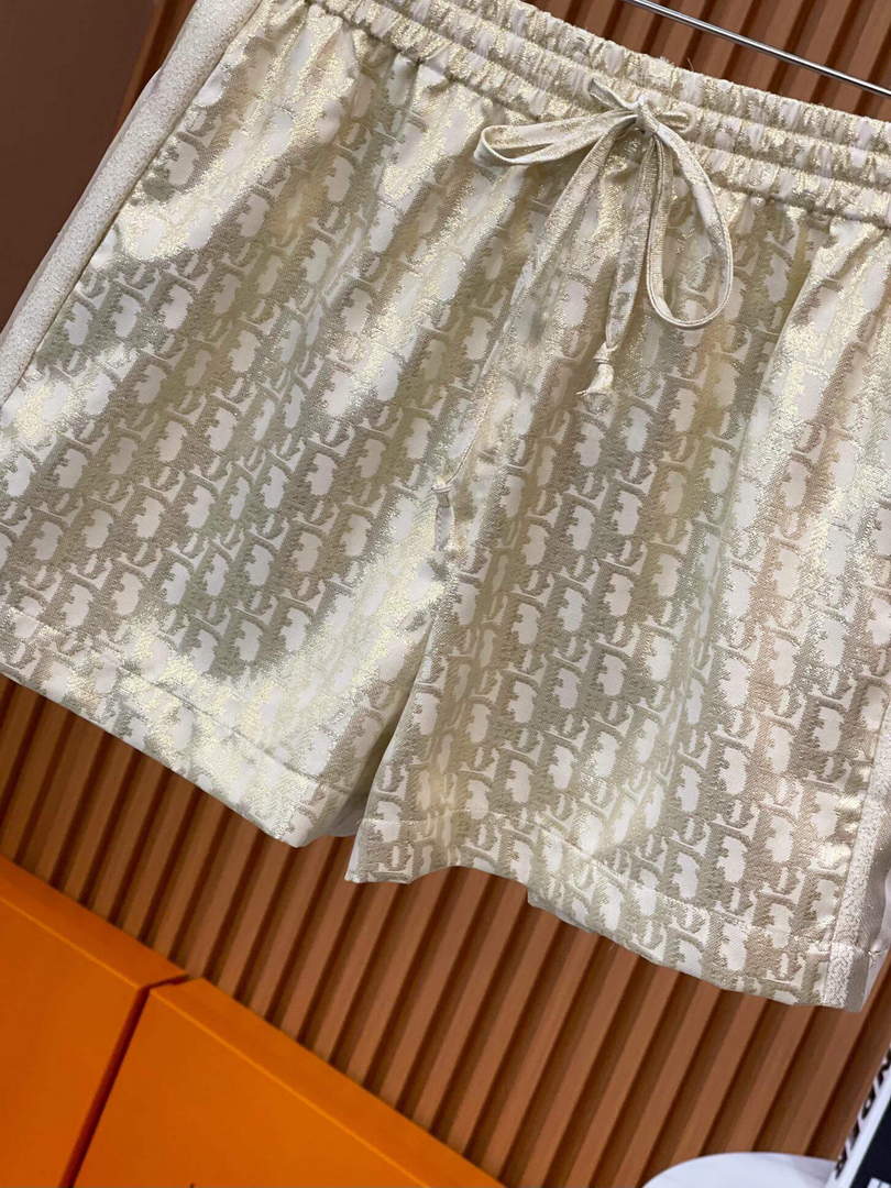 Dior 117P30 CHEZ MOI Shorts Gold