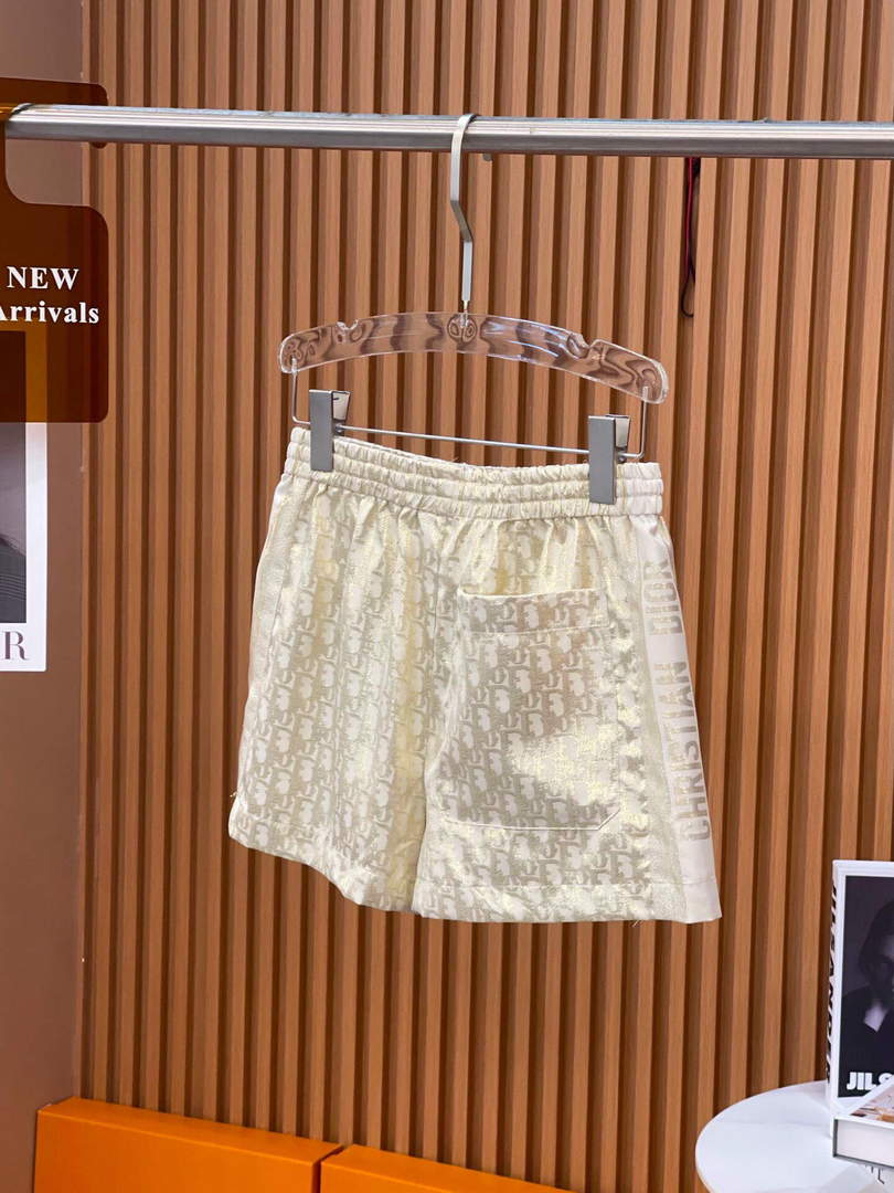 Dior 117P30 CHEZ MOI Shorts Gold