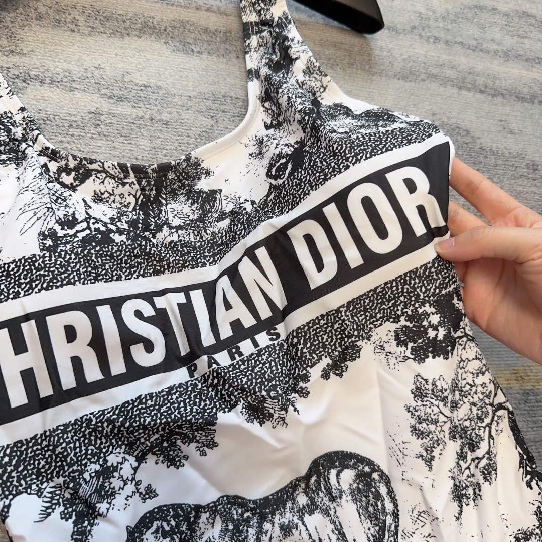 Dior 11BB01 Women's Fashion swimsuit Bikini D22BB68