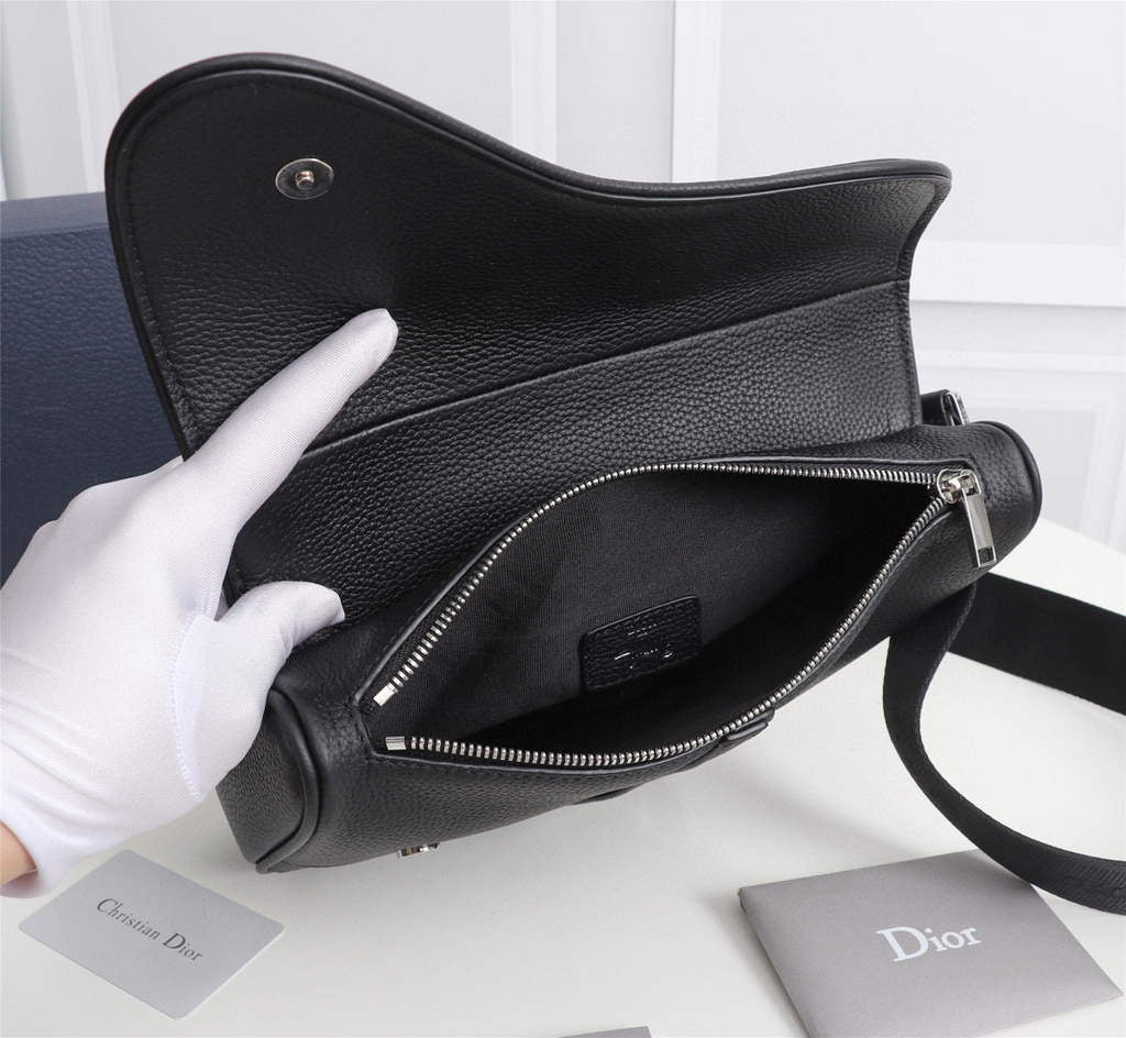 Dior 1ADPO093 Saddle Men Bag Grained Calfskin Black