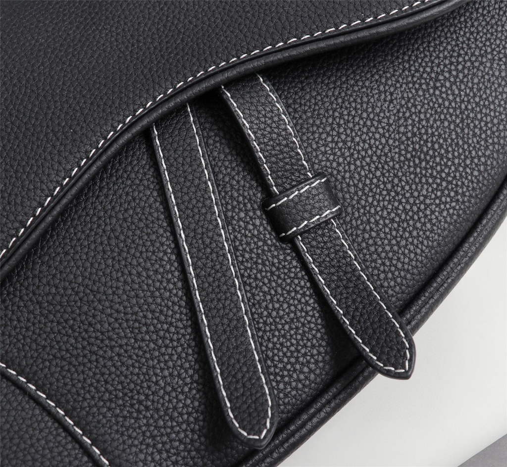 Dior 1ADPO093 Saddle Men Bag Grained Calfskin Black