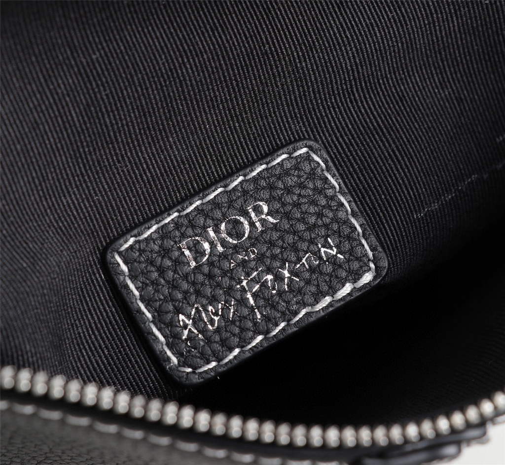 Dior 1ADPO093 Saddle Men Bag Grained Calfskin Black