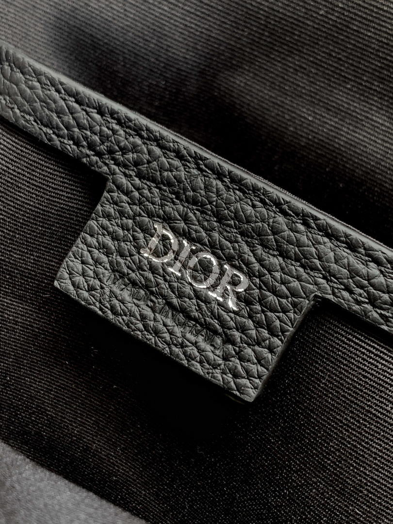 Dior  1ESBO065 Rider 2.0 Sling Bag Black Dior Gravity Leather and Black Grained Calfskin