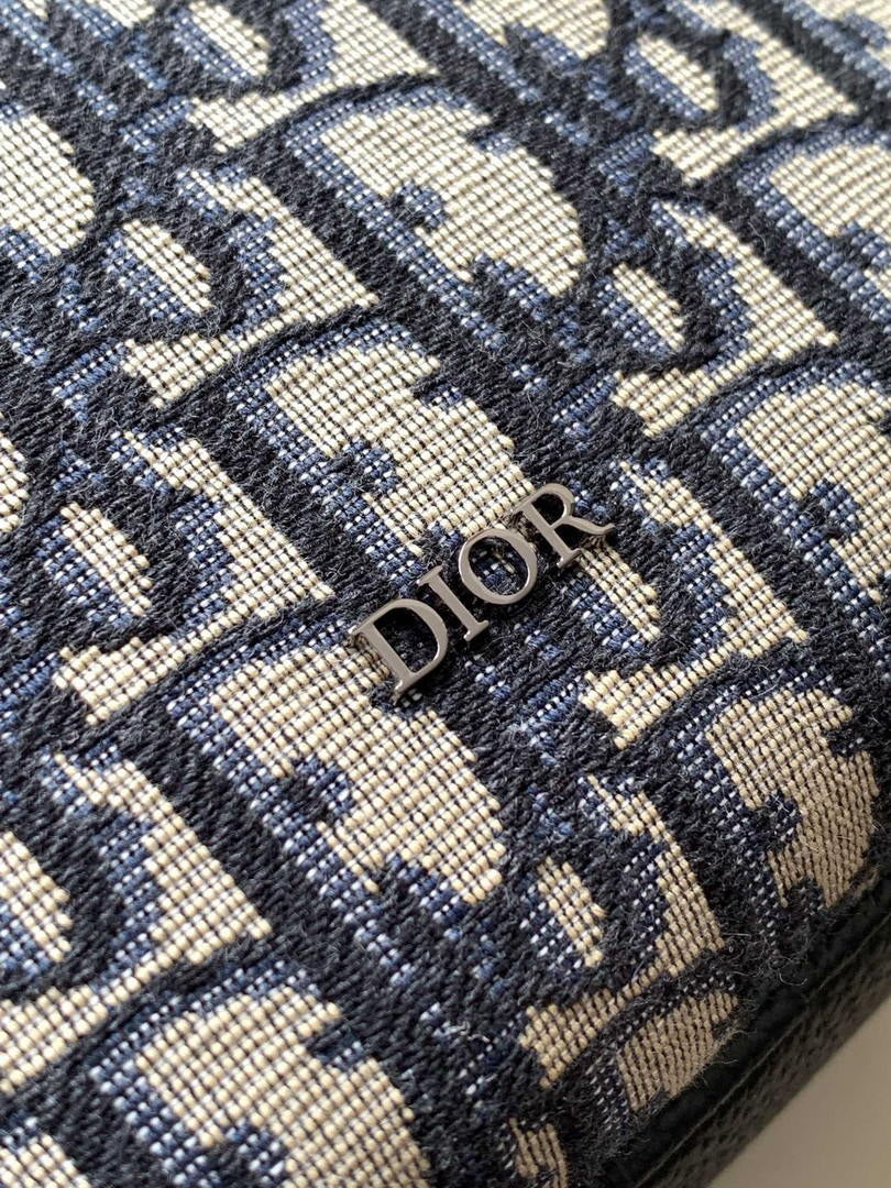 Dior 1ESBO065 Rider 2.0 Sling Bag Beige and Black Dior Oblique Jacquard with Black Grained Calfskin