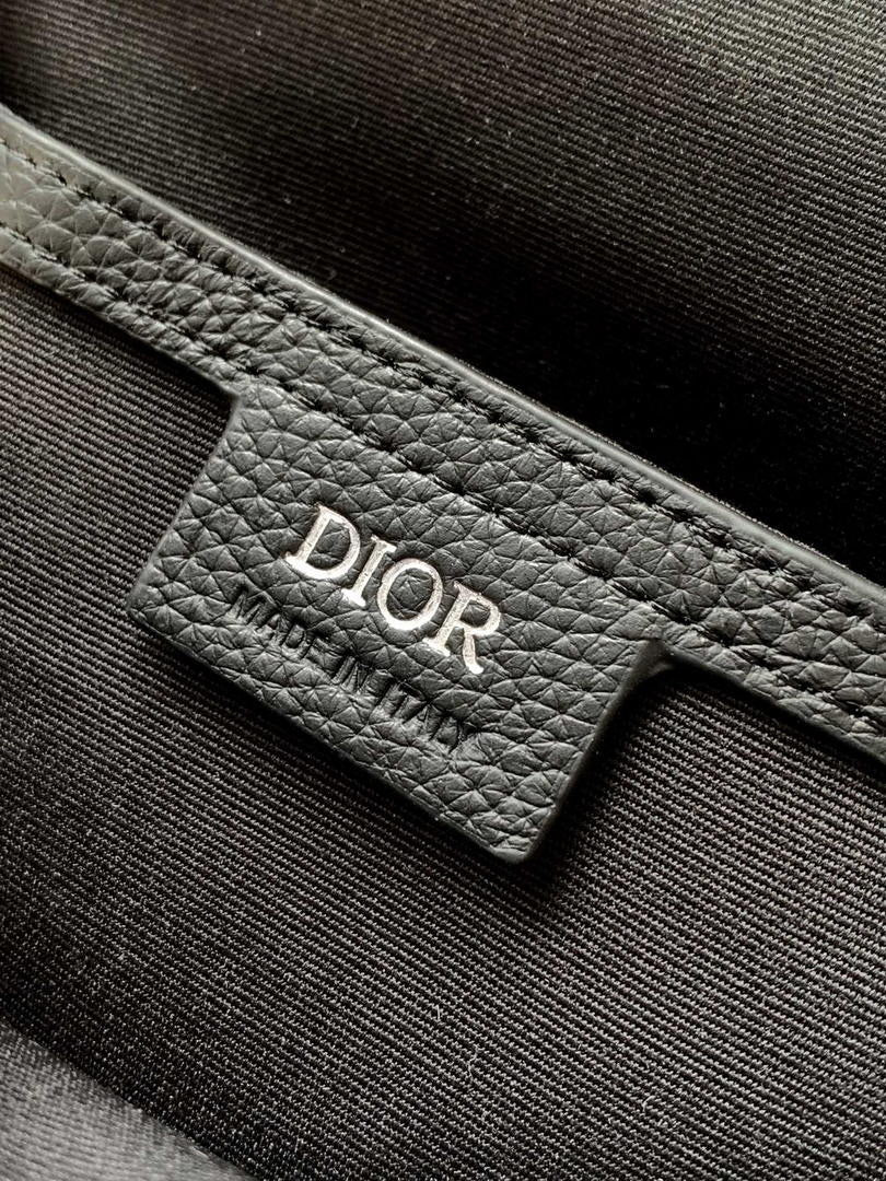 Dior 1ESBO065 Rider 2.0 Sling Bag Beige and Black Dior Oblique Jacquard with Black Grained Calfskin