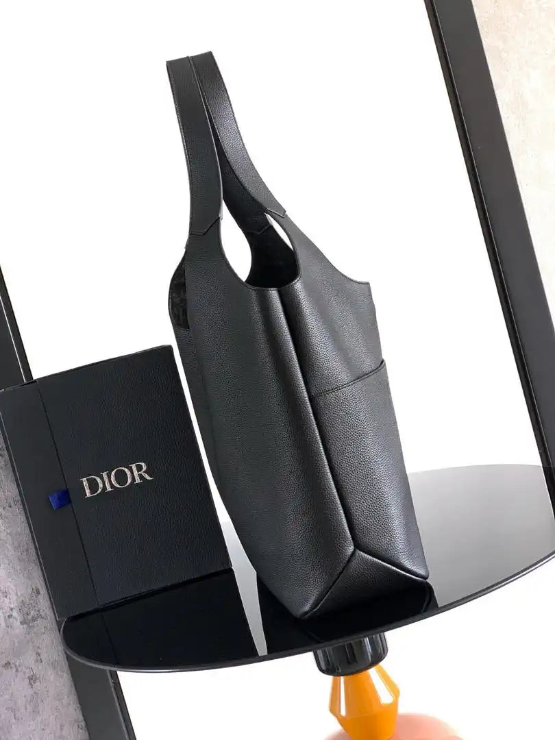 Dior 1LLSH276 Priv¨¦ Tote Bag Black Dior Icons Calfskin