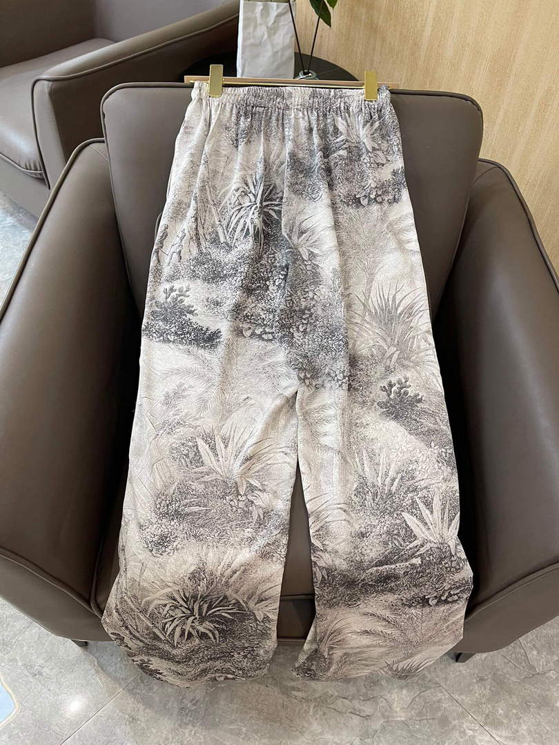 Dior 241P30 Printed Satin wide-leg Pants Gray white