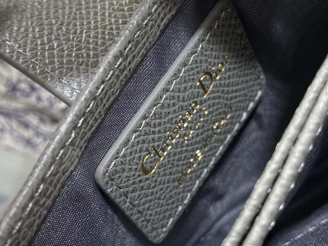 Dior 30 MONTAIGNE 5-Gate Card Holder Organ Card Holder S2058 Grained Calfskin D0017 - Default Title - View 6