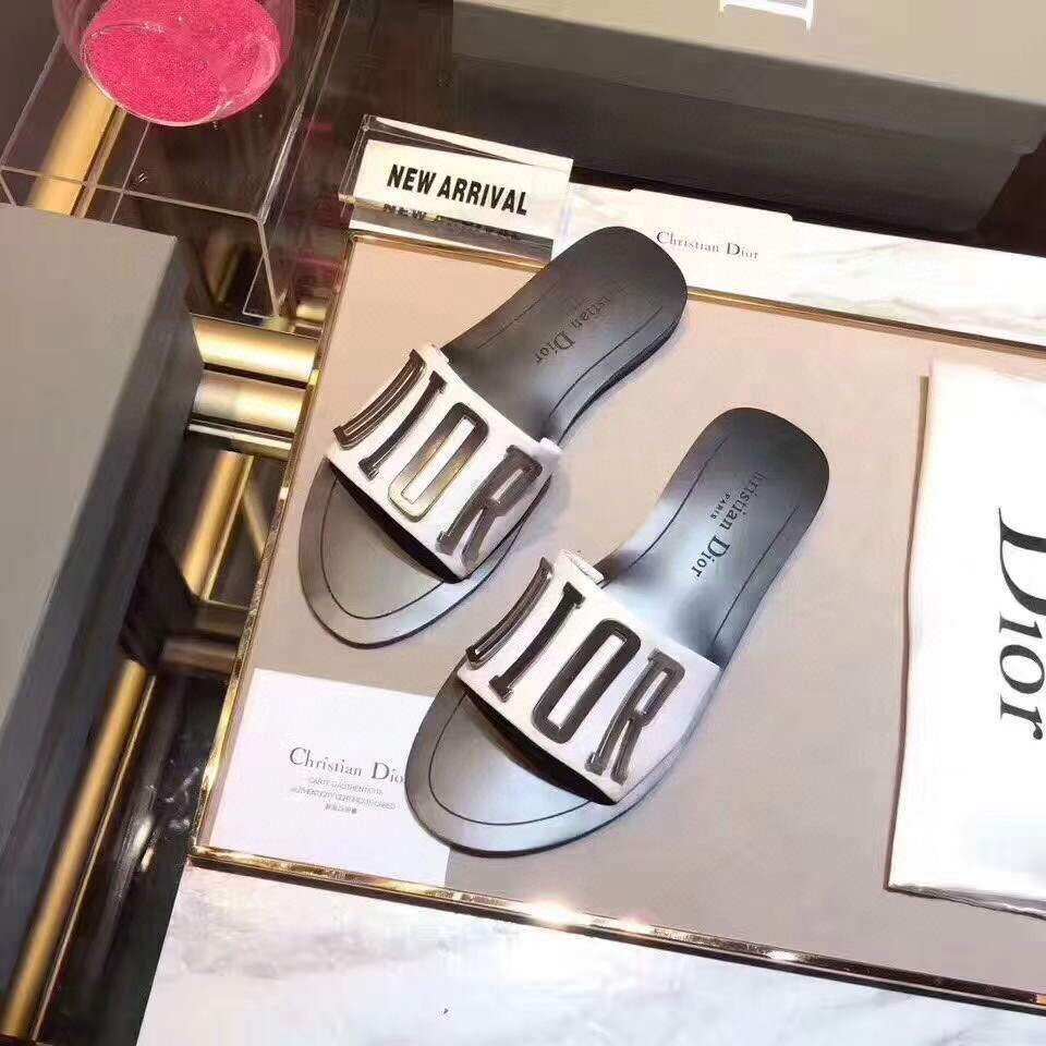 Dior 81178 Diro Letter slippers Sandals  White Black logo - luxibagsmall