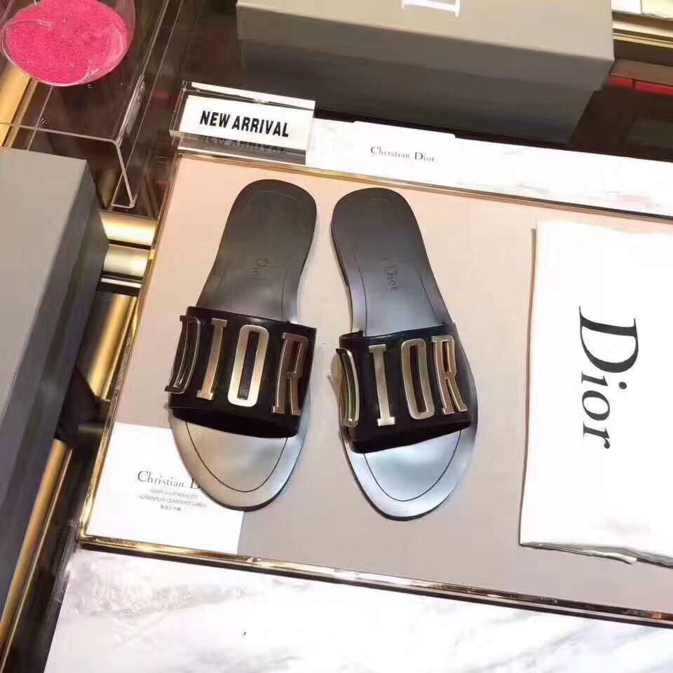Dior 81178 Diro Letter slippers Sandals  White Black logo - luxibagsmall