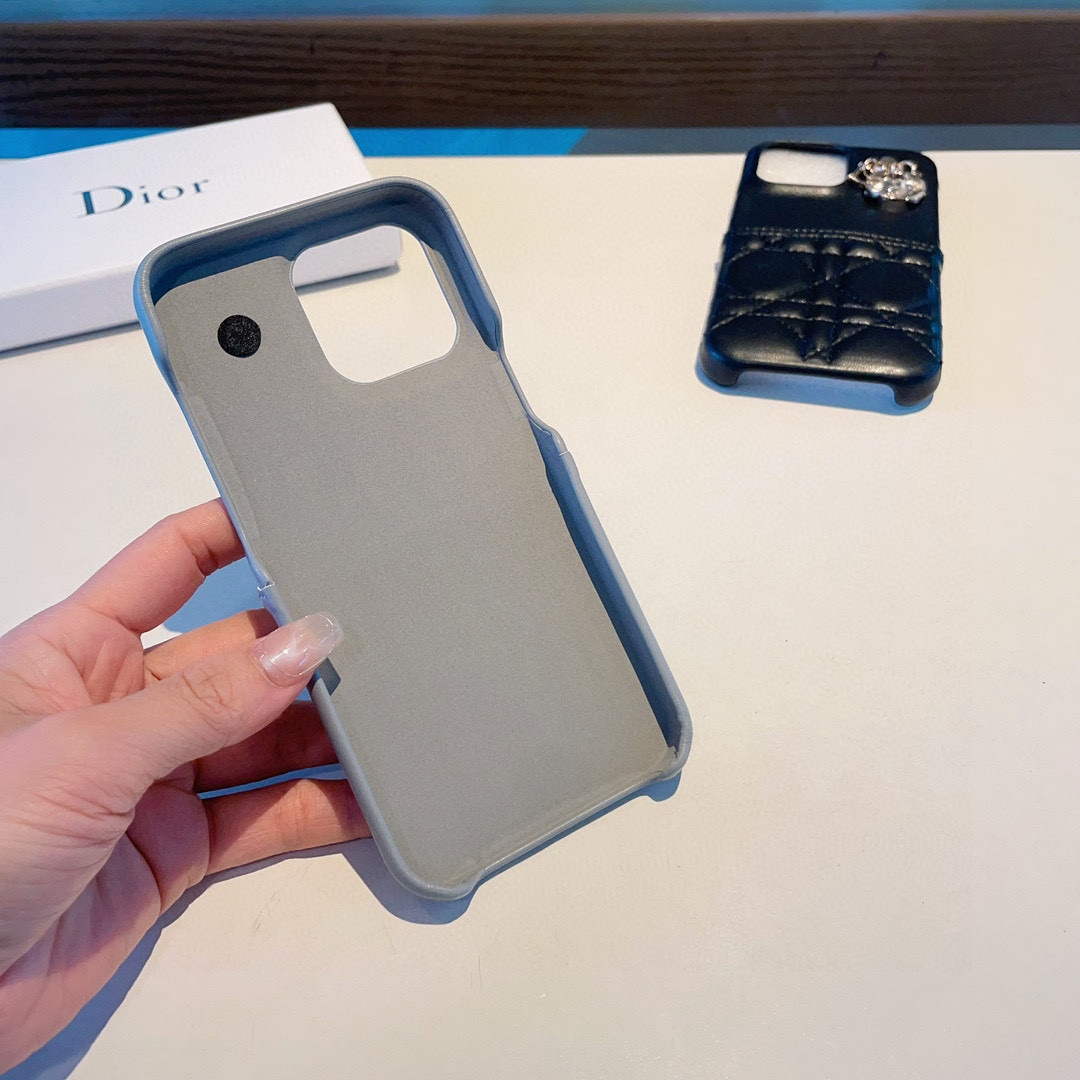 Dior Apple Iphone Leather Premium Deluxe Phone Case D457220