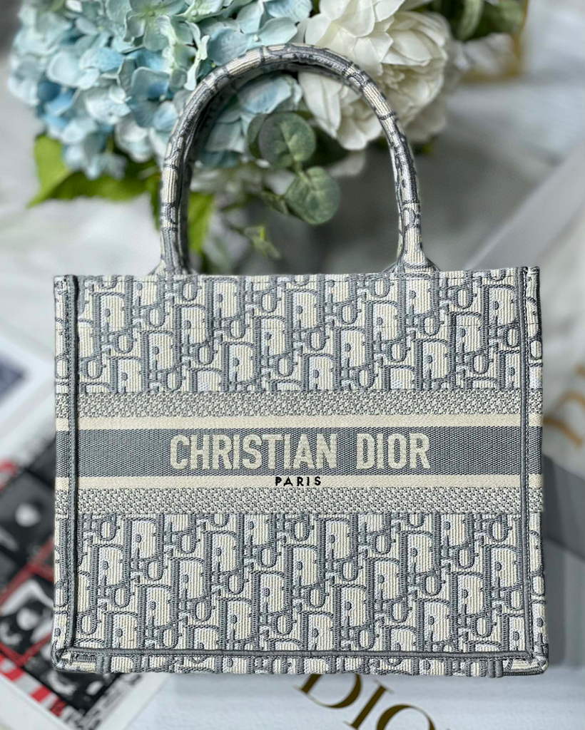 Dior Book Tote M1265 Small Dior Oblique Embroidery Gray - Default Title - View 1