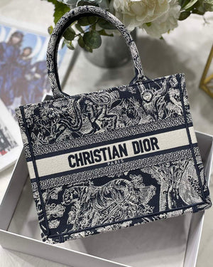 Dior Book Tote M1265 Small Toile De Jouy Embroidery Blue - Default Title - View 1