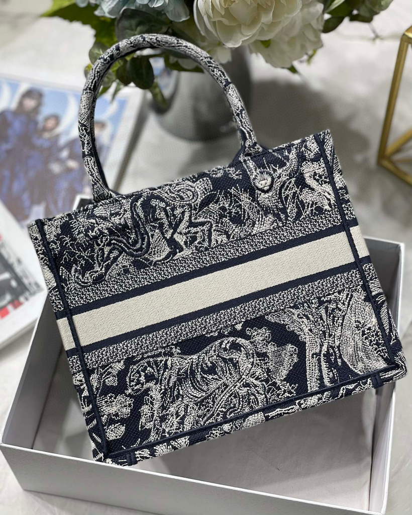 Dior Book Tote M1265 Small Toile De Jouy Embroidery Blue - Default Title - View 6