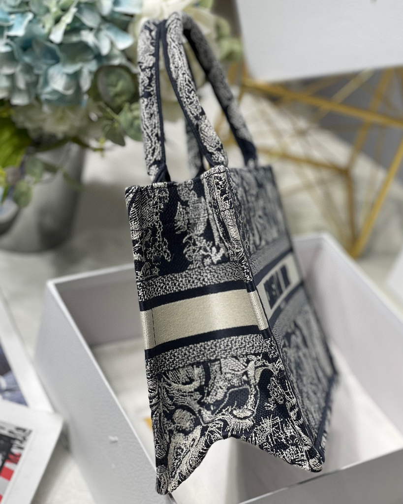 Dior Book Tote M1265 Small Toile De Jouy Embroidery Blue