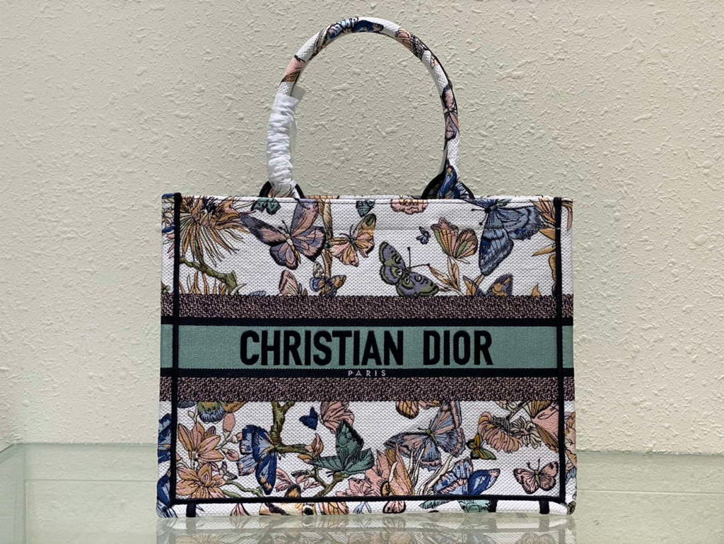 Dior Book Tote M1296 Medium Latte Multicolor Dior Jardin d'Hiver Embroidery M0083