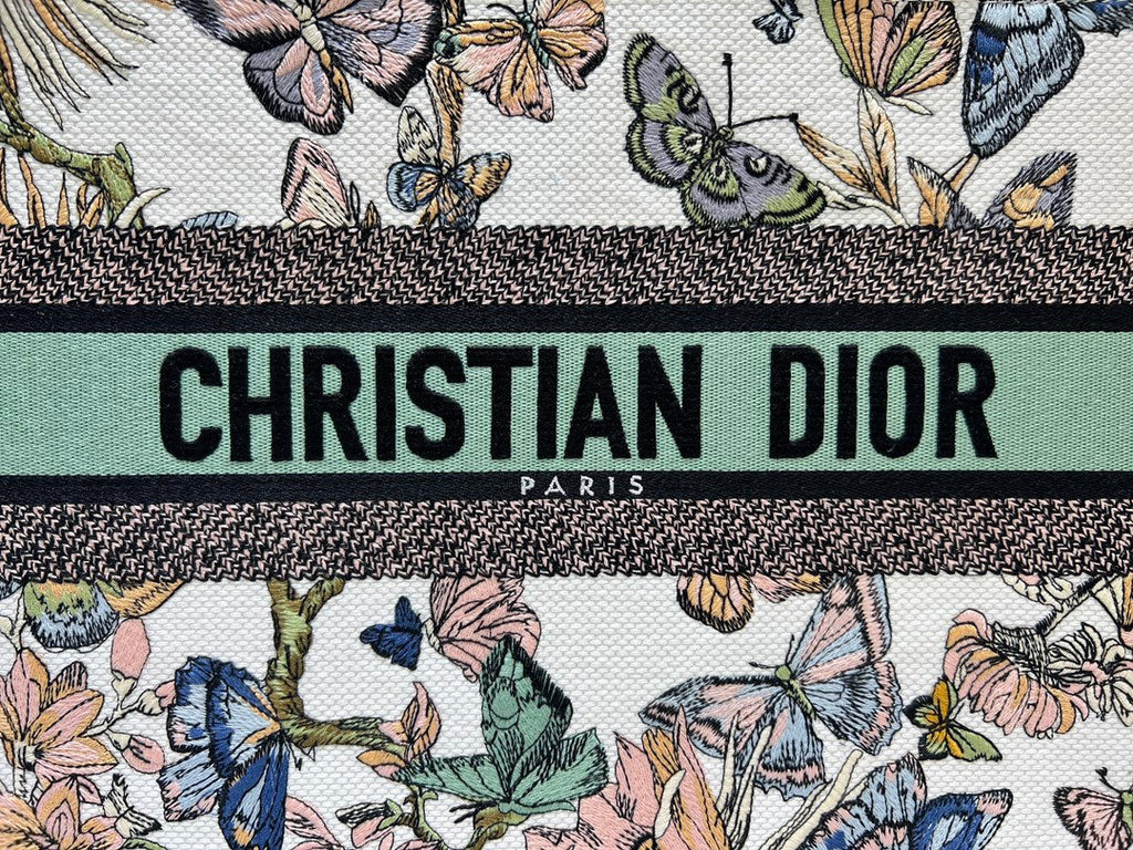 Dior Book Tote M1296 Medium Latte Multicolor Dior Jardin d'Hiver Embroidery M0084
