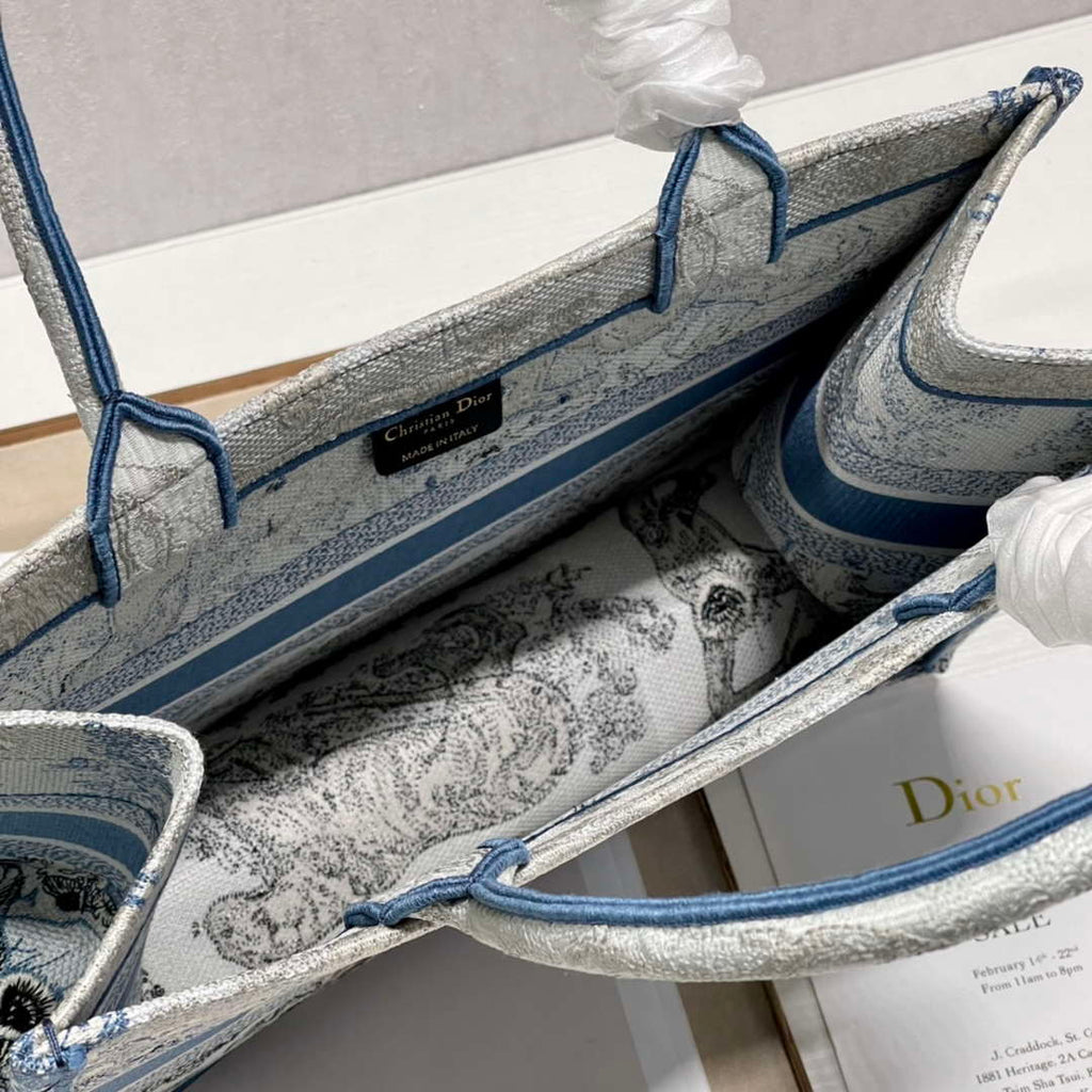 Dior Book Tote M1296 Medium Toile de Jouy Embroidery M0075