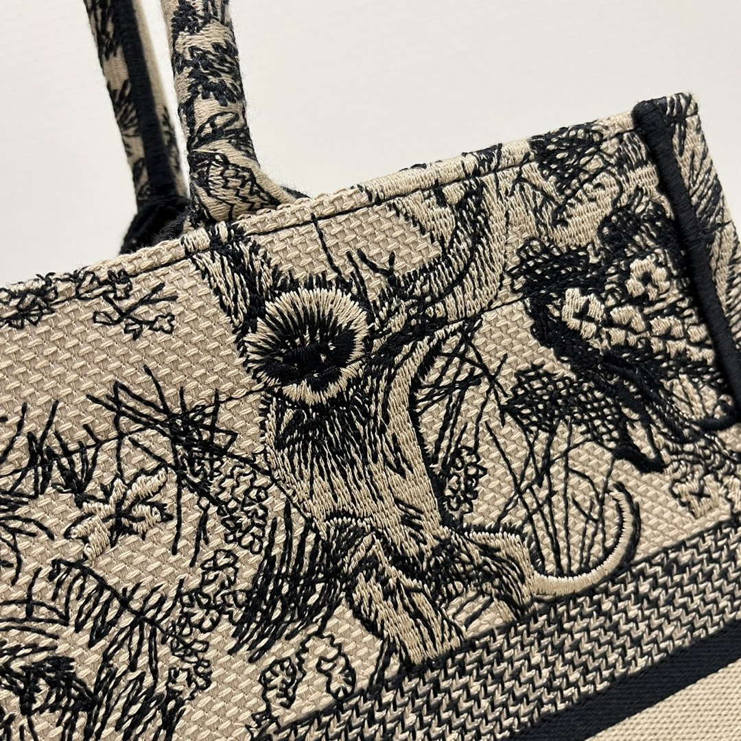Dior Book Tote M1296 Medium Toile de Jouy Embroidery M0077 - Default Title - View 3