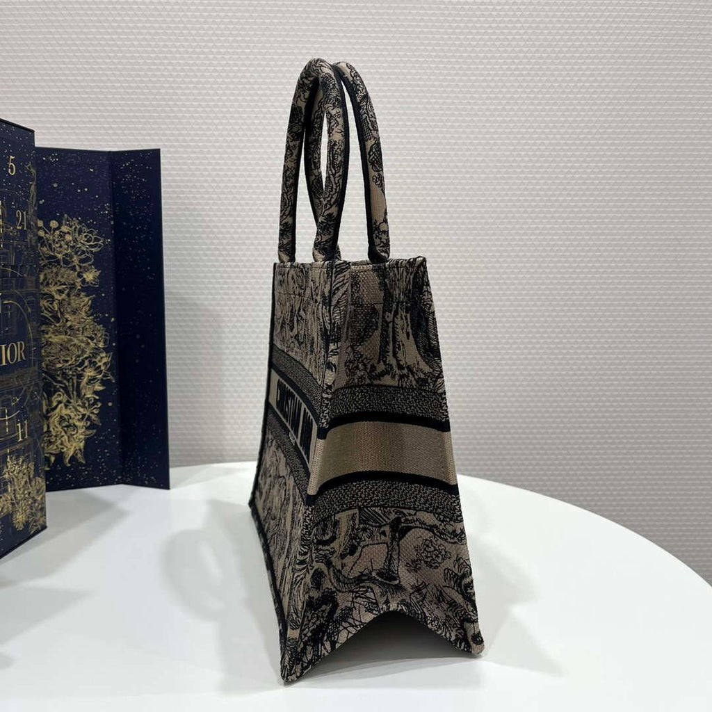 Dior Book Tote M1296 Medium Toile de Jouy Embroidery M0077