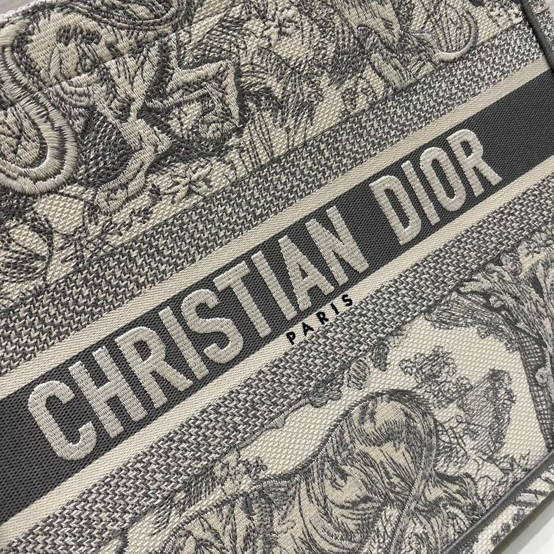 Dior Book Tote M1296 Medium Toile de Jouy Embroidery M0078