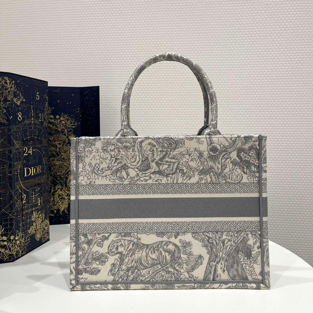 Dior Book Tote M1296 Medium Toile de Jouy Embroidery M0078