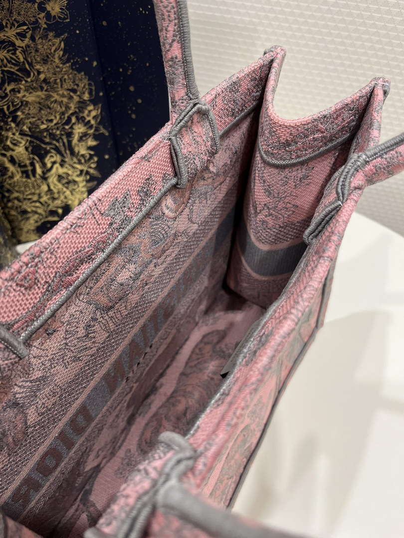 Dior Book Tote M1296 Medium Toile de Jouy Embroidery M0079