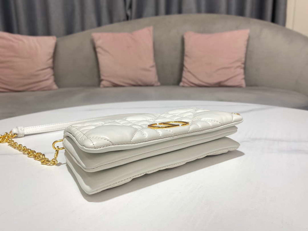 Dior S5135 Caro Macrocannage Pouch Latte Quilted Macrocannage Calfskin