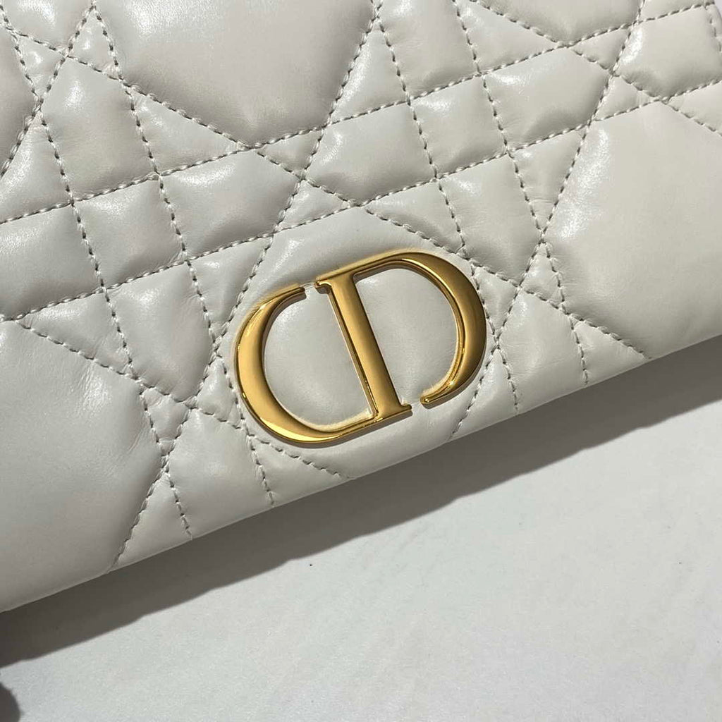 Dior S5135 Caro Macrocannage Pouch Latte Quilted Macrocannage Calfskin
