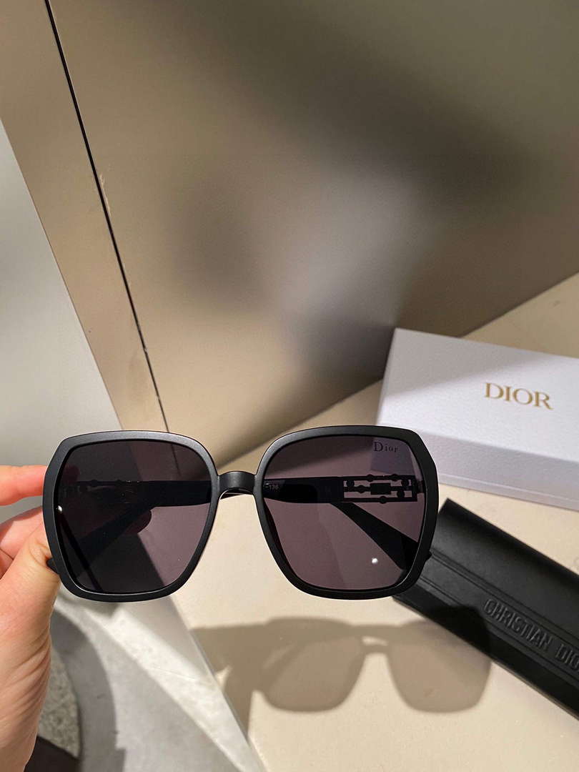 Dior Classic Sunglasses C83182