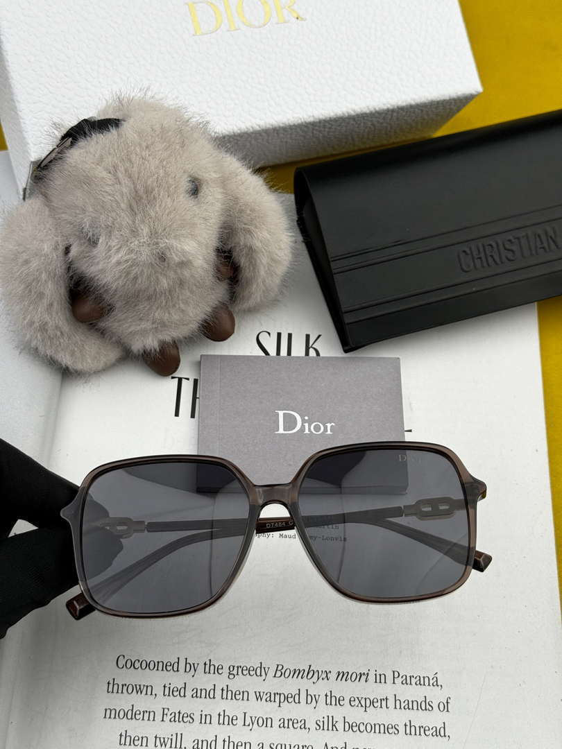 Dior Classic Sunglasses Fashion CD4748 - Color 1 - View 4