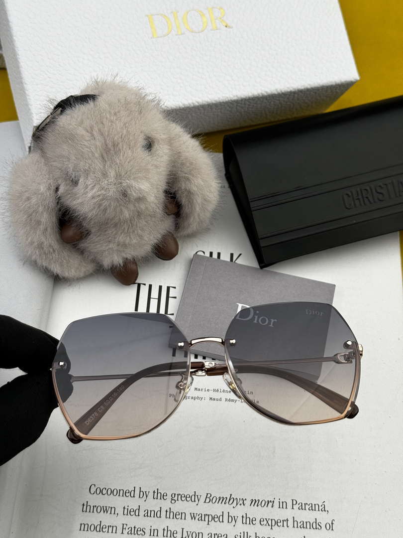 Dior Classic Sunglasses Fashion CD8637