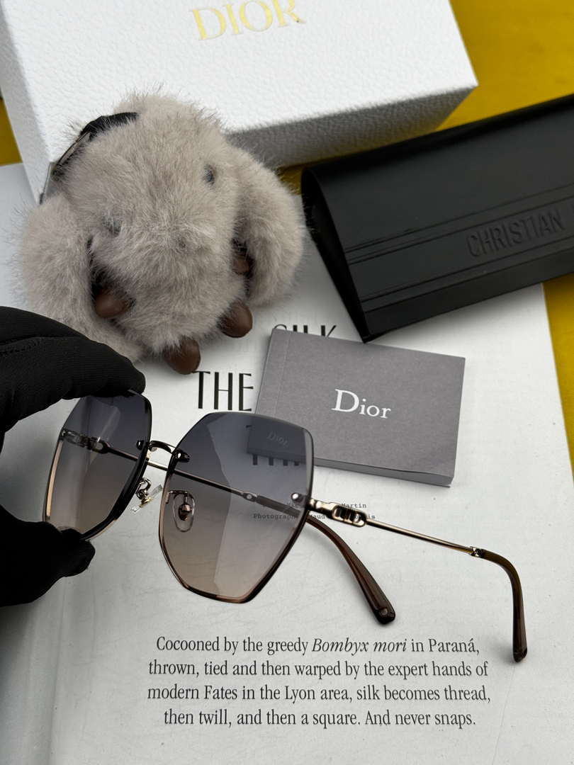 Dior Classic Sunglasses Fashion CD8637