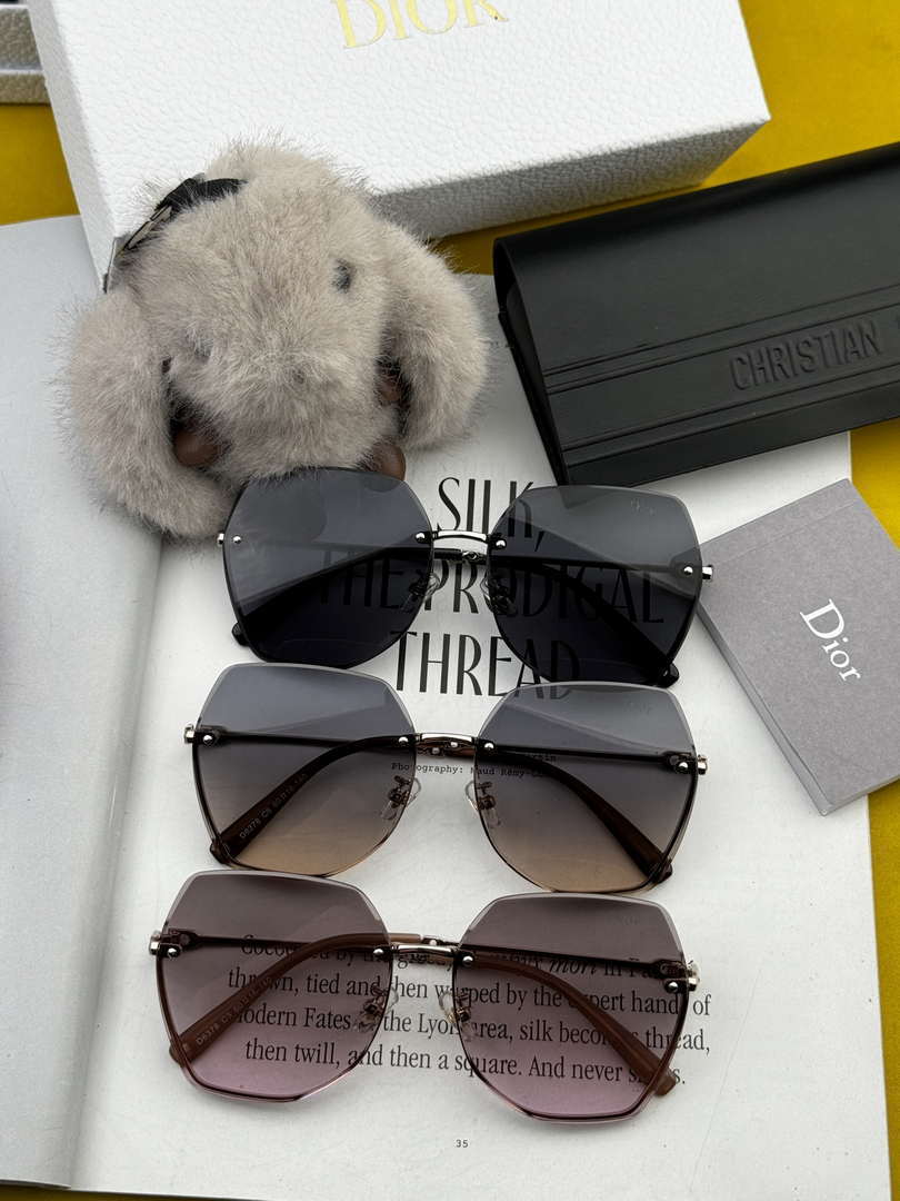 Dior Classic Sunglasses Fashion CD8637