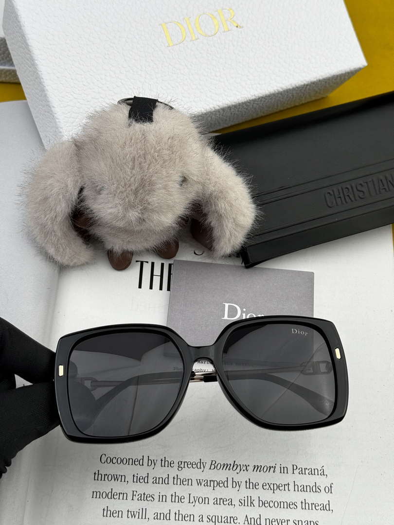 Dior Classic Sunglasses Fashion CD9750