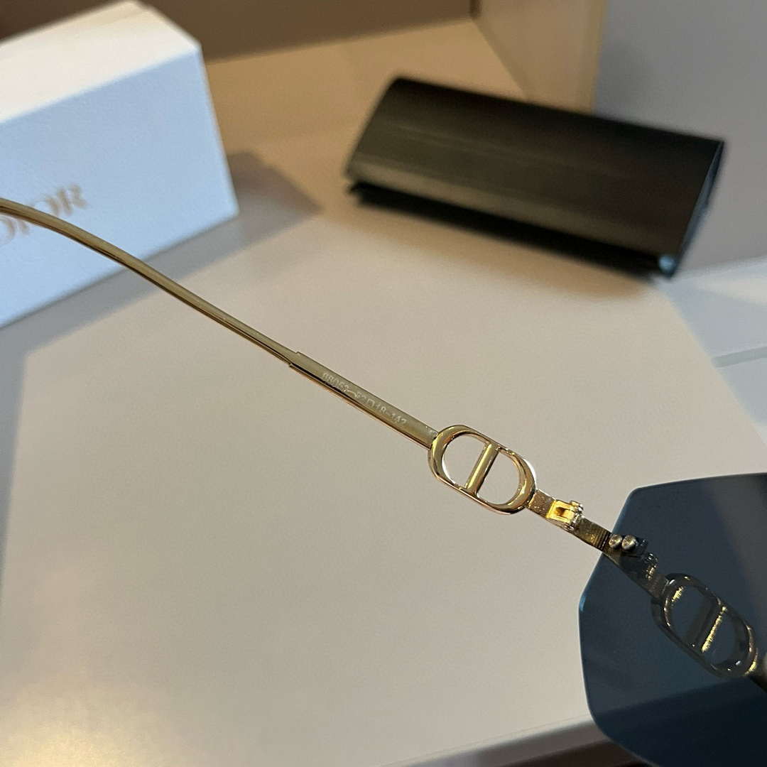 Dior Classic Sunglasses Fashion D93001