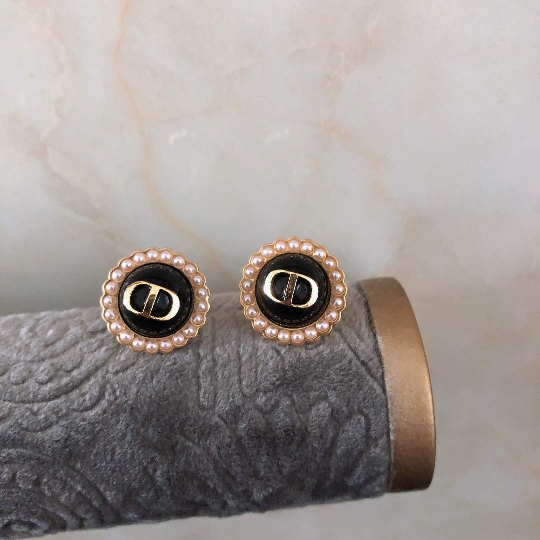 Dior E1835PTCVE Petit CD Stud Earrings D99211