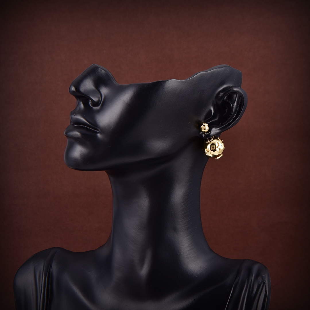 Dior E2049 Tribales Earrings D99137