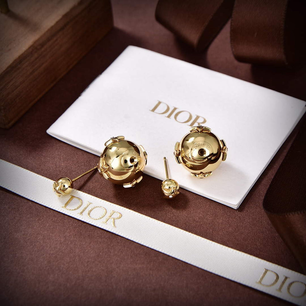 Dior E2049 Tribales Earrings D99137