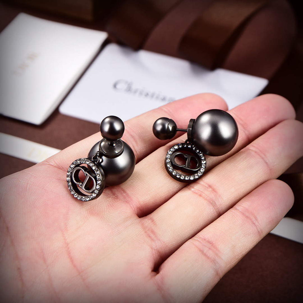 Dior E2049 Tribales Earrings D99139
