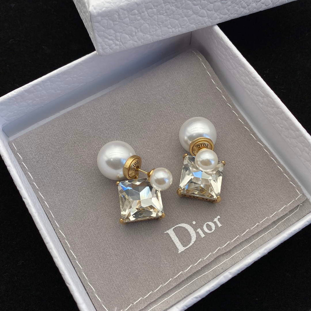 Dior E2049 Tribales Earrings D99140