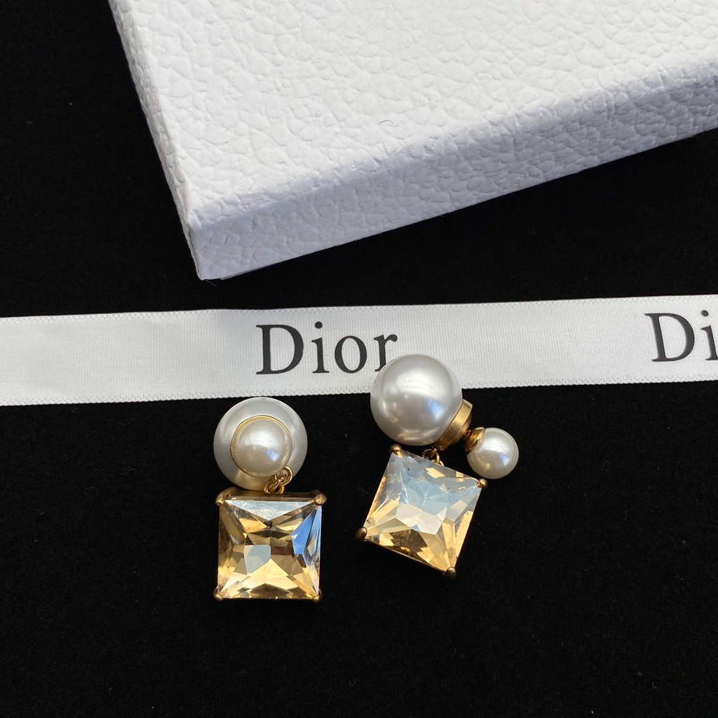 Dior E2049 Tribales Earrings D99140