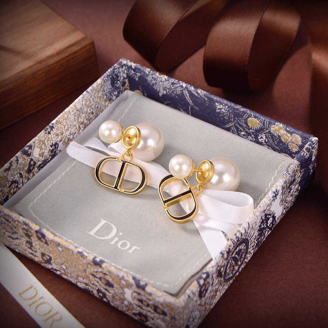 Dior E2049 Tribales Earrings D99143