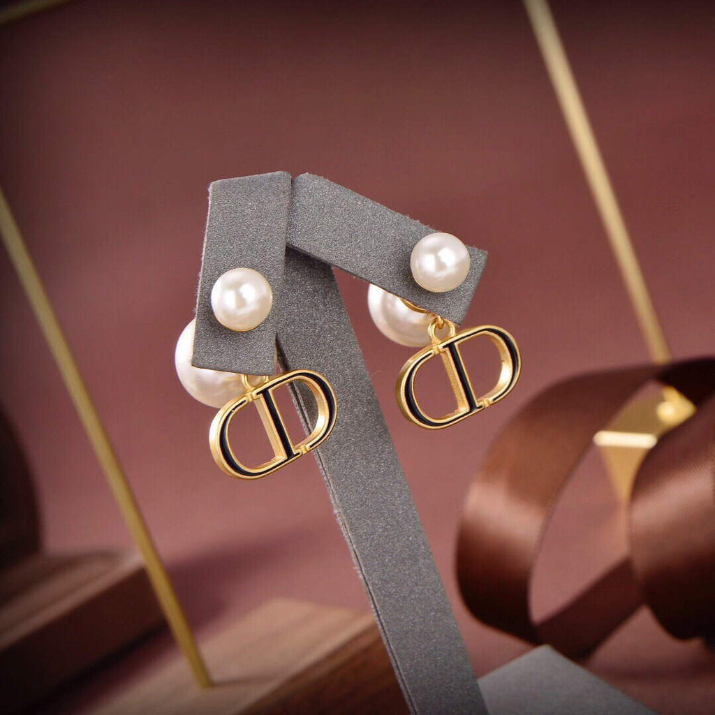 Dior E2049 Tribales Earrings D99143
