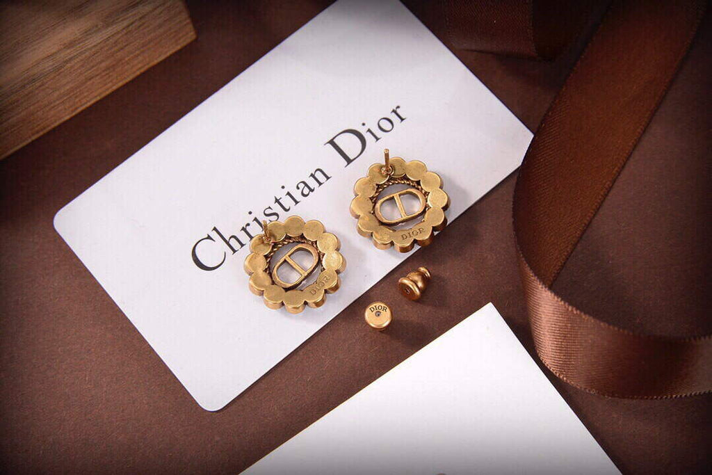Dior E2049 Tribales Earrings D99145