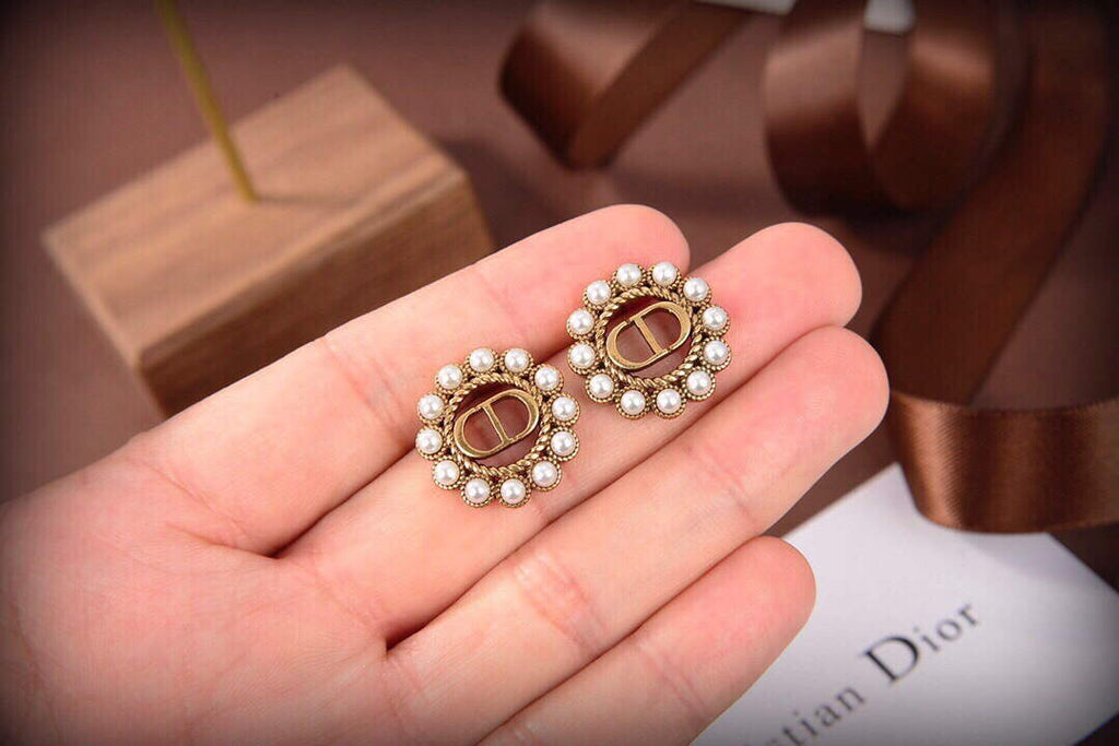 Dior E2049 Tribales Earrings D99145