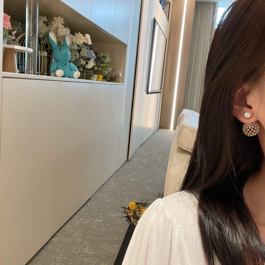 Dior E2061 Tribales Earrings D99130
