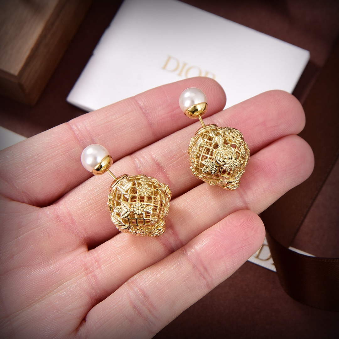 Dior E2086WOMRS Dior Tribales Earrings D99203