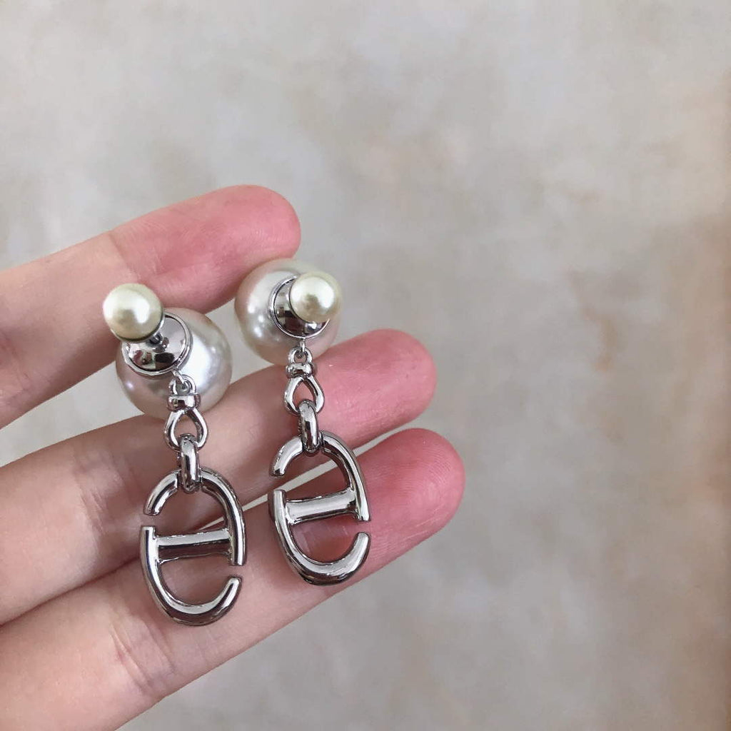 Dior E2112 Tribales Earrings D99135