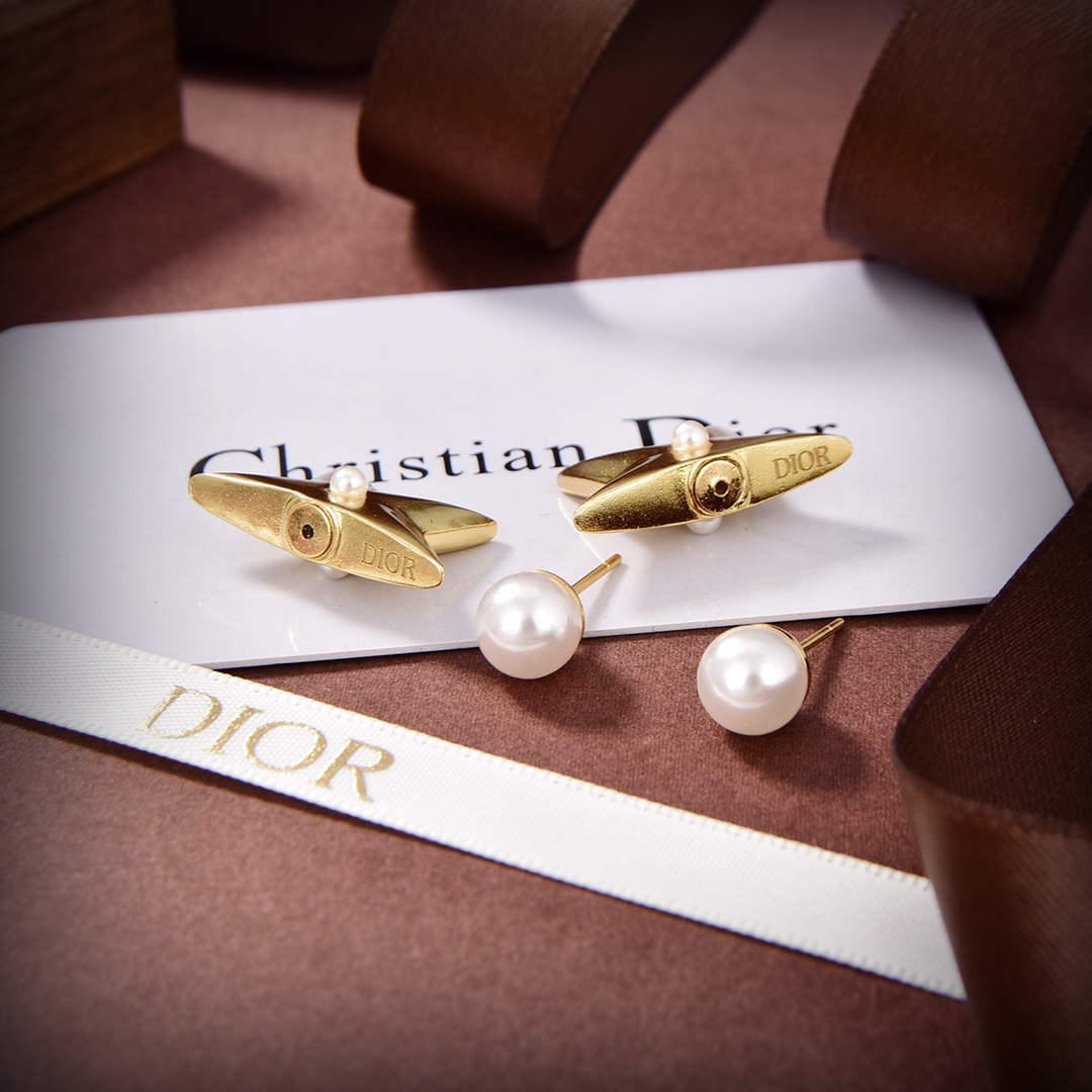 Dior E2118WOMRS Dior Tribales Earrings D99202